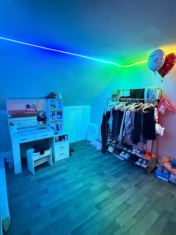 a sign with sign broad