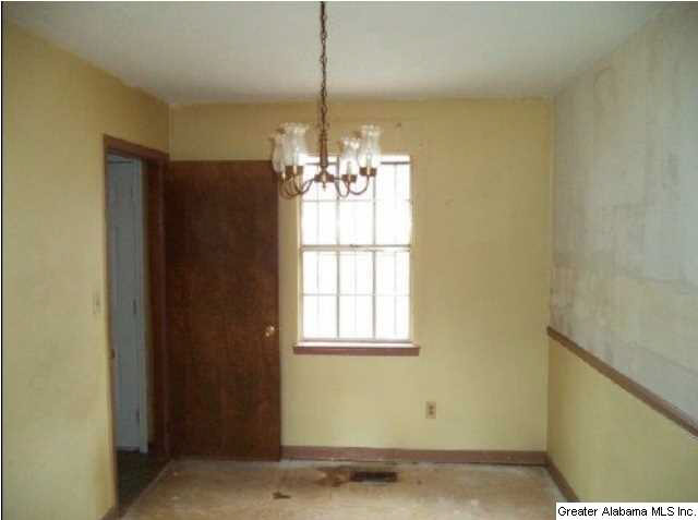 308 Foxglen Road Birmingham, AL 35215 - Photo 5 of 17 Gallery Image 5