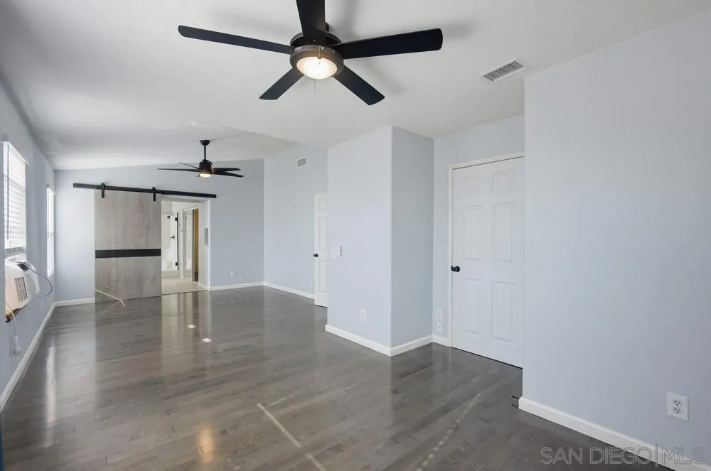 27983 Springhaven Street Murrieta, CA 92563 - Photo 21 of 38