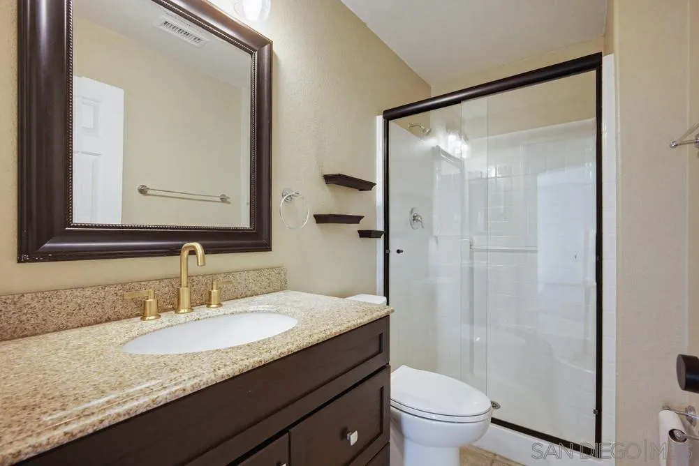 27983 Springhaven Street Murrieta, CA 92563 - Photo 10 of 38