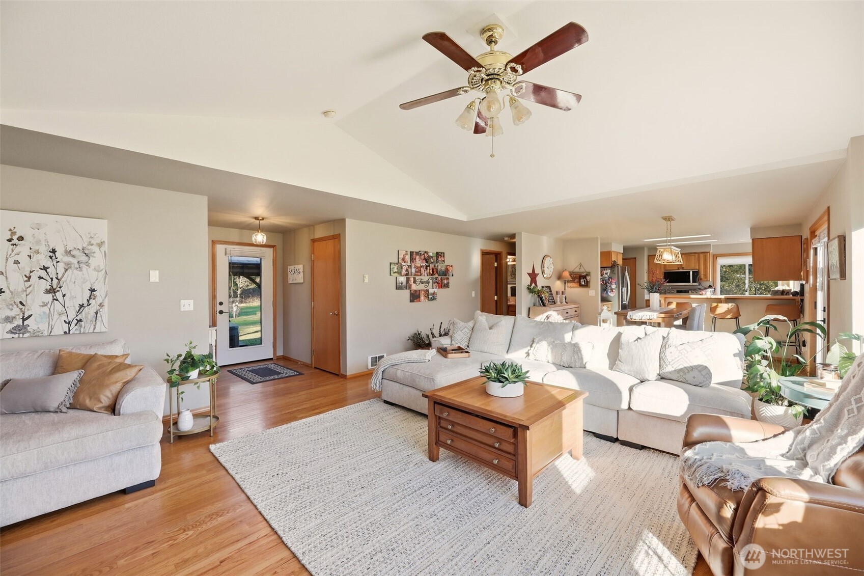 36721 Swede Heaven Road Arlington, WA 98223 - Photo 8 of 40 a living room with furniture and wooden floor