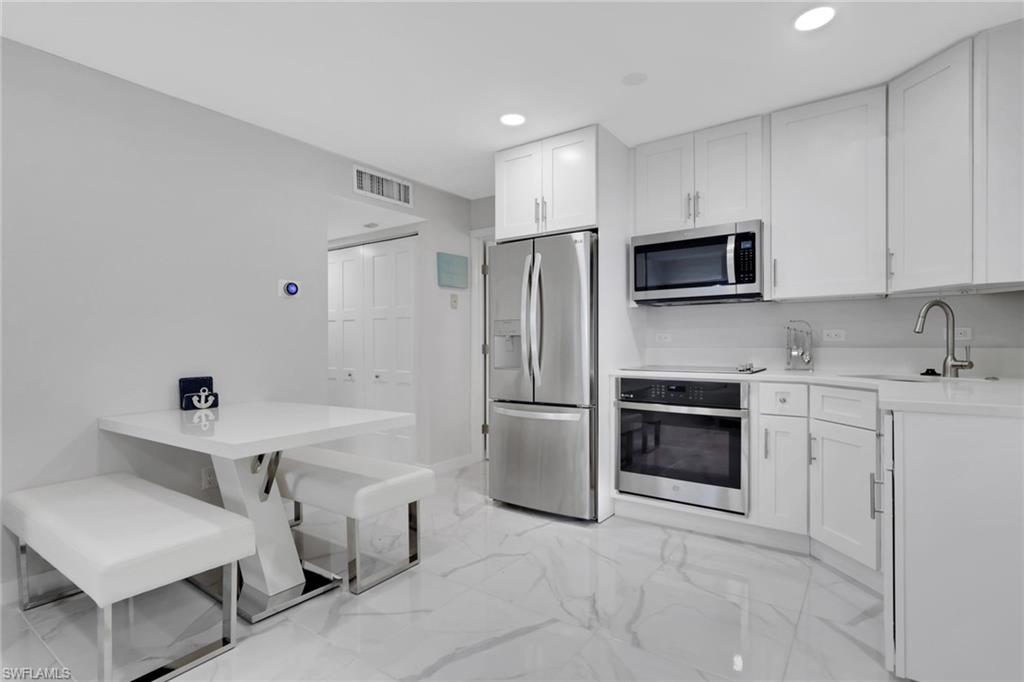 175 5th Avenue South, Unit 4 Naples, FL 34102 - Photo 8 of 50 Gallery Image 8