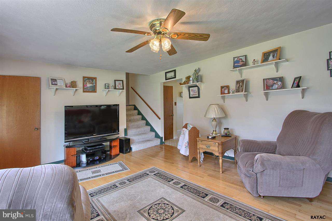 2595 Springwood Road York, PA 17402 - Photo 7 of 30 Gallery Image 7