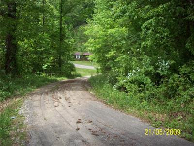 804 George McQueen Road Annville, KY 40402 - Photo 4 of 5 Photo 4