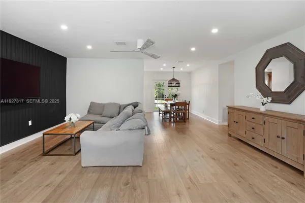 $4,500 | 1417 Jackson Street, Hollywood, FL 33020