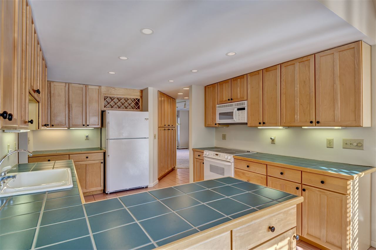 4 Ivy Pointe Way Hanover, NH 03755 - Photo 19 of 33 Gallery Image 19