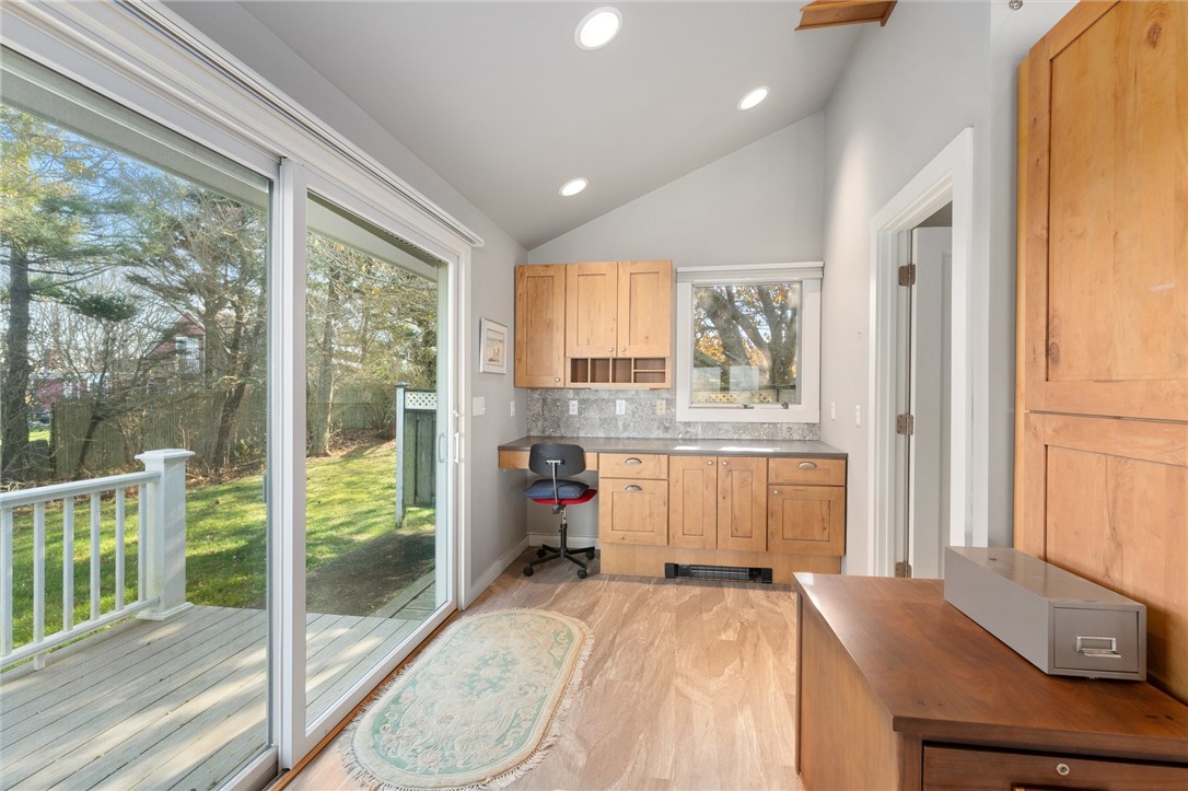 413 Payne Road Block Island, RI 02807 - Photo 18 of 47
