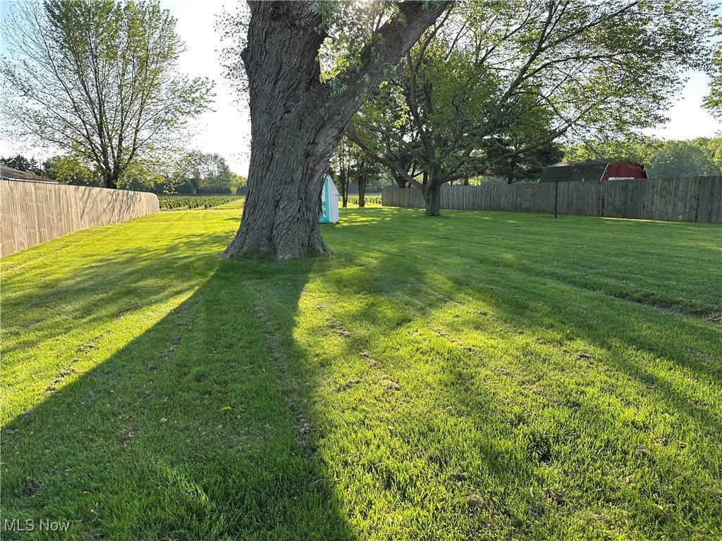5589 Oberlin Road Amherst, OH 44001 - Photo 22 of 23