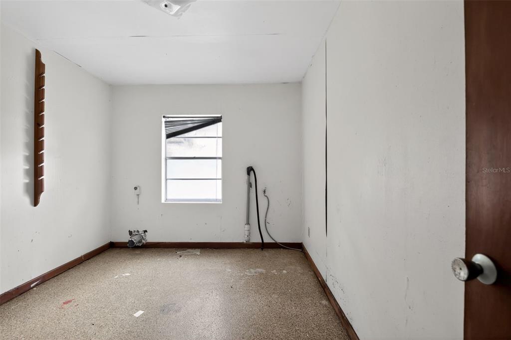 26045 West Newberry Road Newberry, FL 32669 - Photo 15 of 30 Gallery Image 15