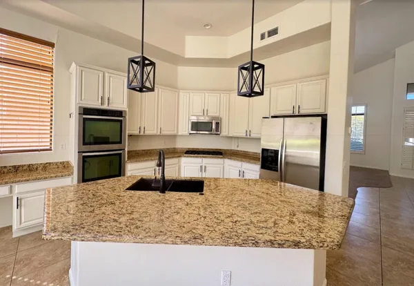 $4,050 | 4906 East Hamblin Drive, Phoenix, AZ 85054