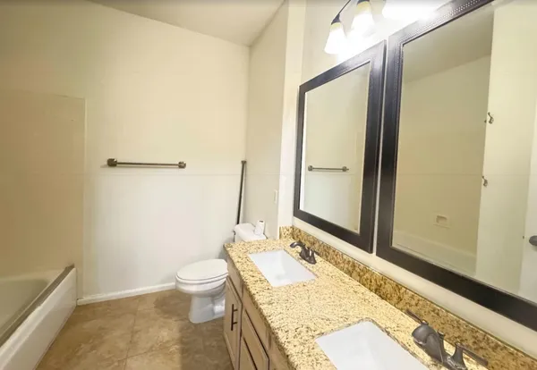 $4,050 | 4906 East Hamblin Drive, Phoenix, AZ 85054