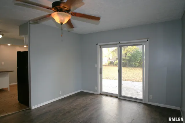 $199,900 | 204 East 4th Street, Mackinaw, IL 61755