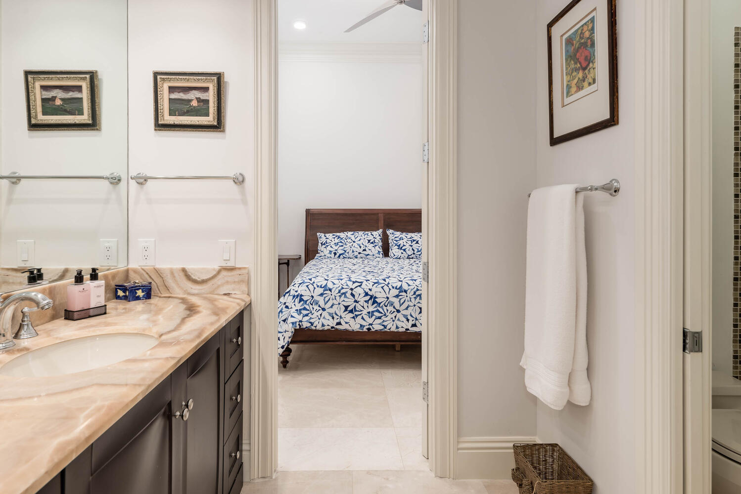 2338 Northwest 64th Street Boca Raton, FL 33496 - Photo 32 of 51 Must See Property-large-024-019-Broken S