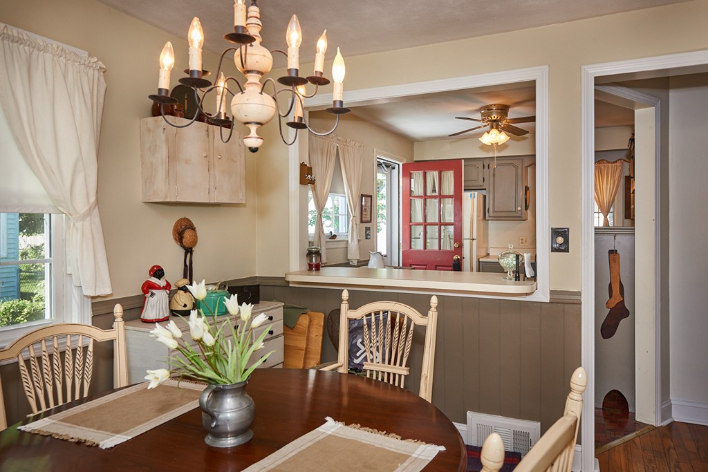254 Pheland Street Springfield, MA 01109 - Photo 8 of 21 Gallery Image 8