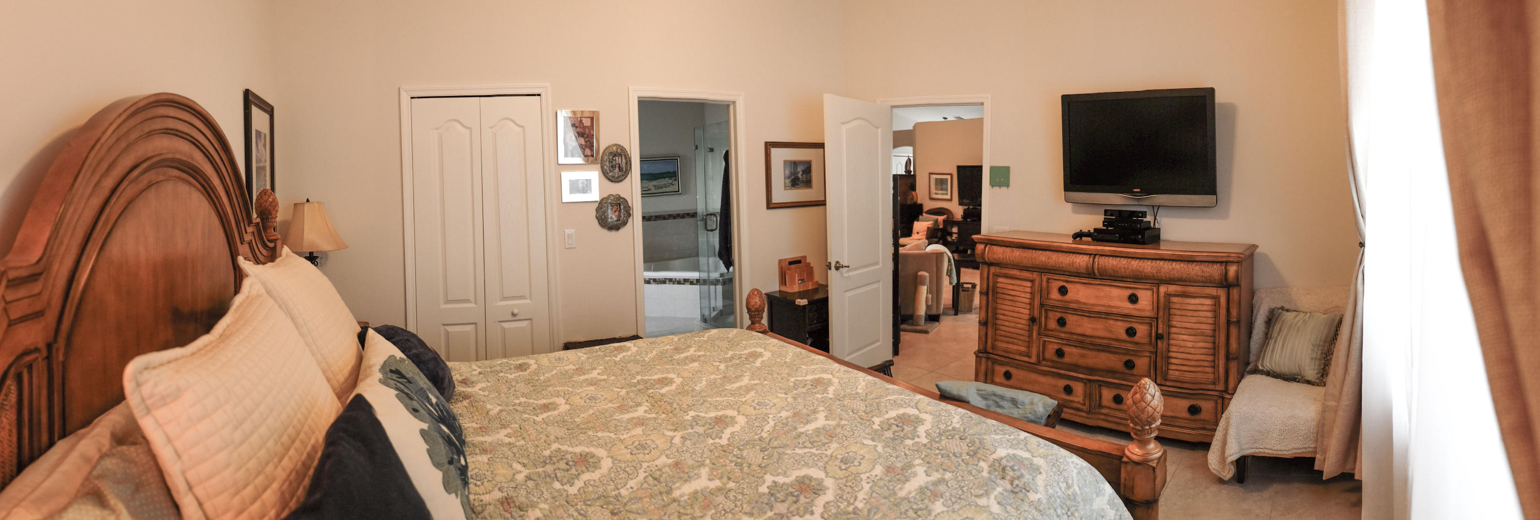 204 2nd Street Key Largo, FL 33037 - Photo 15 of 28 Panoramic Master Bedroom