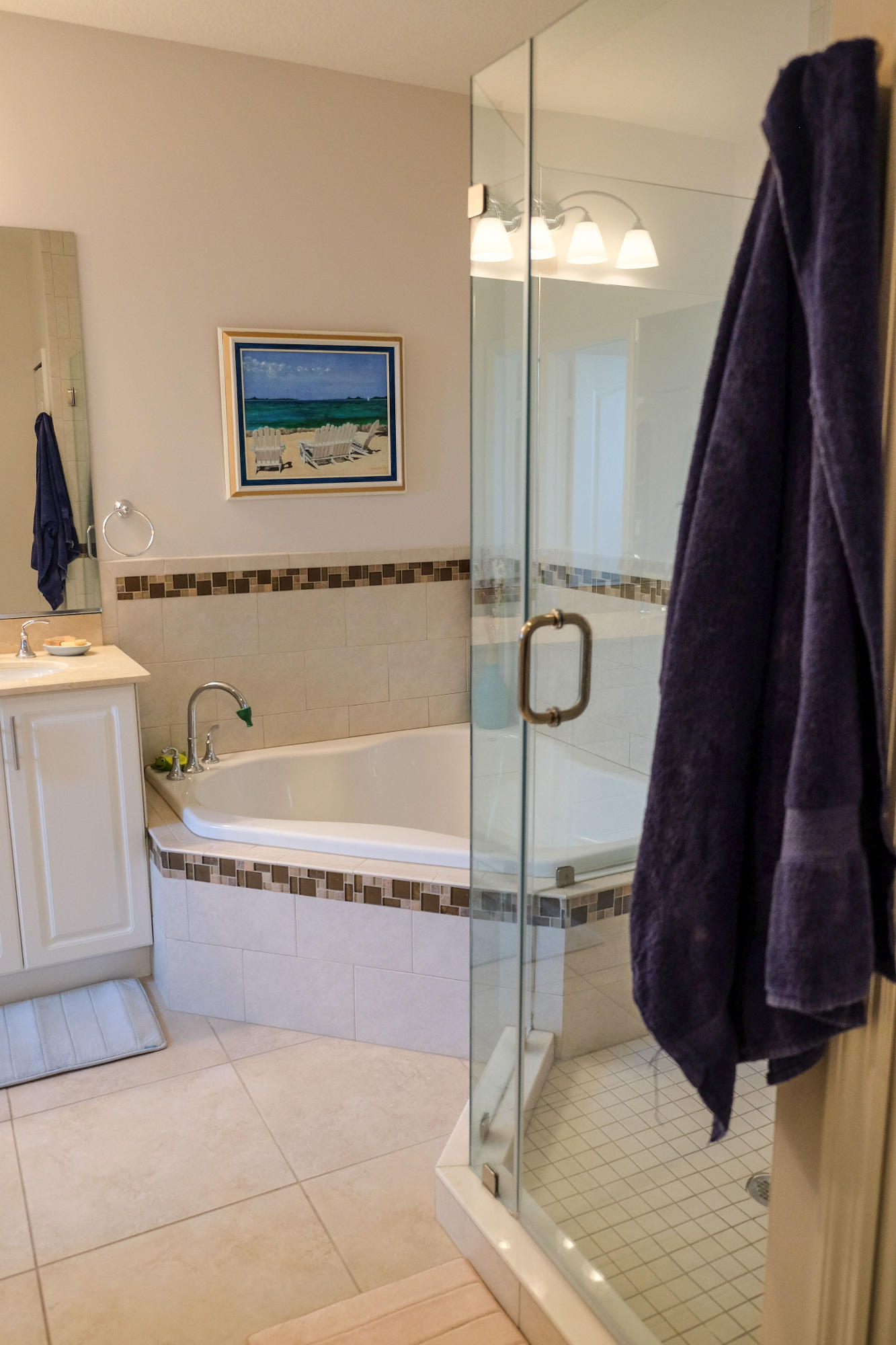 204 2nd Street Key Largo, FL 33037 - Photo 17 of 28 Master Bathroom
