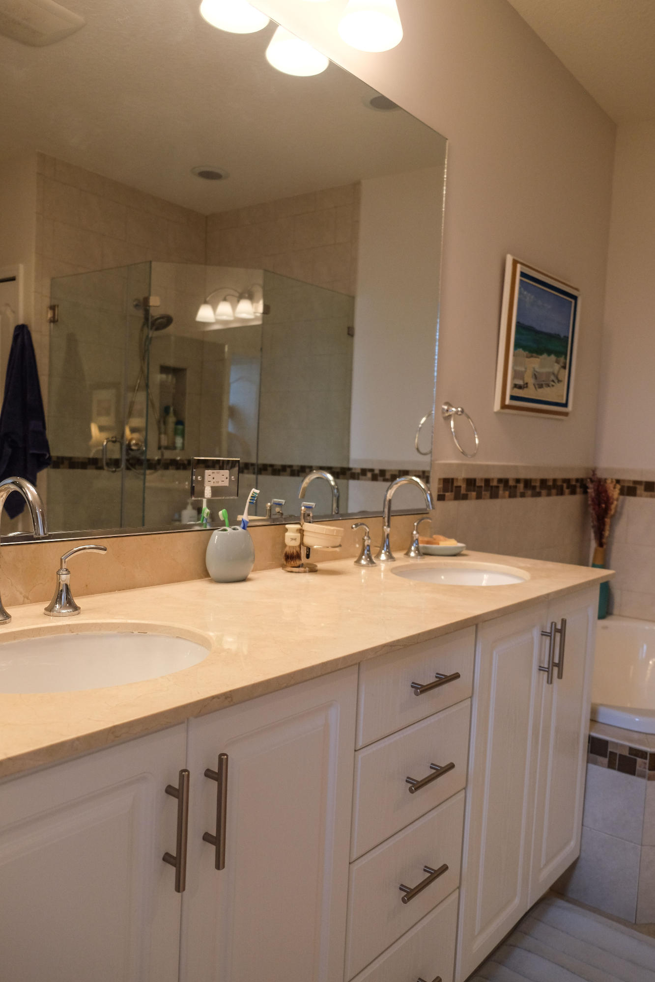 204 2nd Street Key Largo, FL 33037 - Photo 18 of 28 Master Bathroom