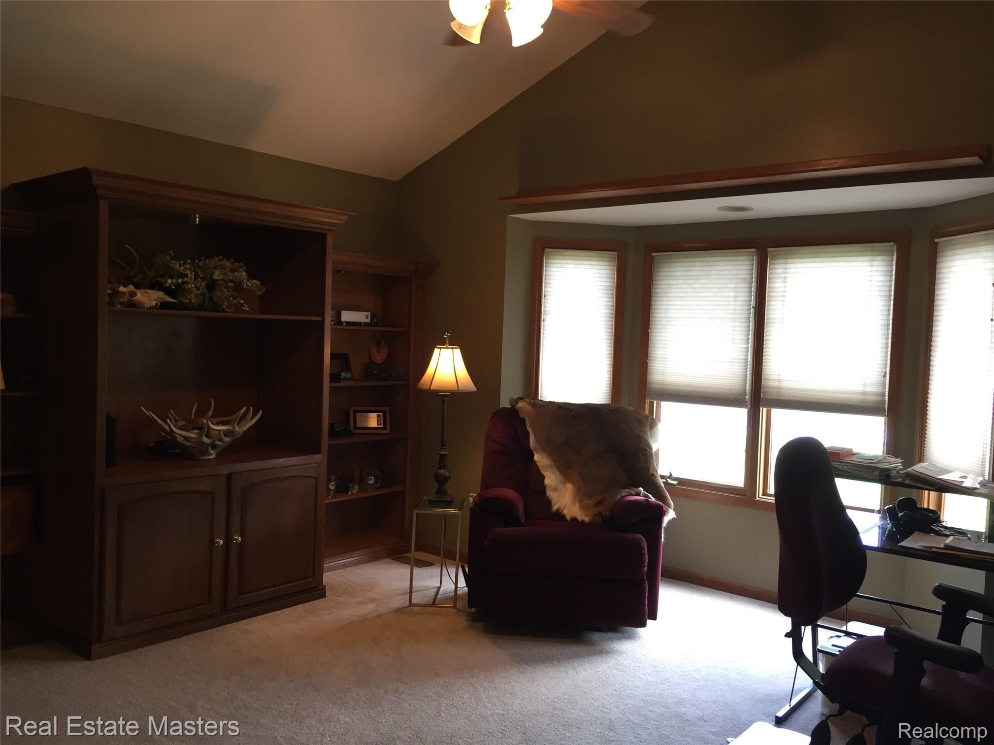 49241 Monte Road New Baltimore, MI 48047 - Photo 5 of 37 monte30.JPG