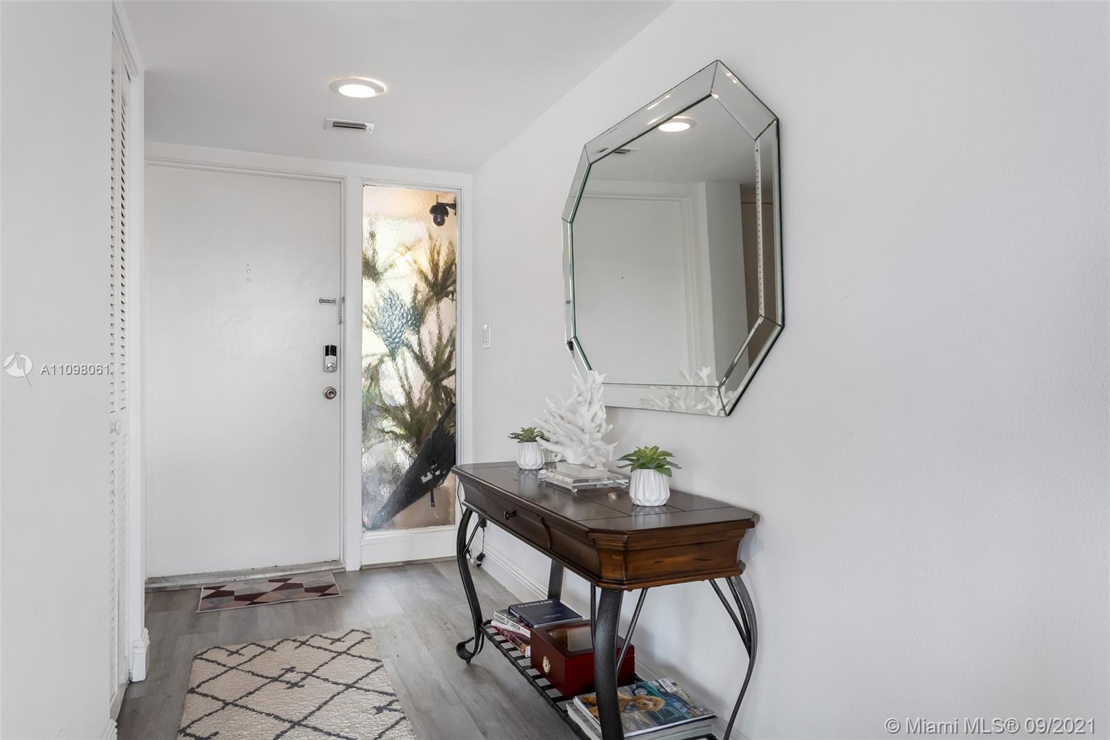 3305 Bridgewood Drive Boca Raton, FL 33434 - Photo 2 of 15