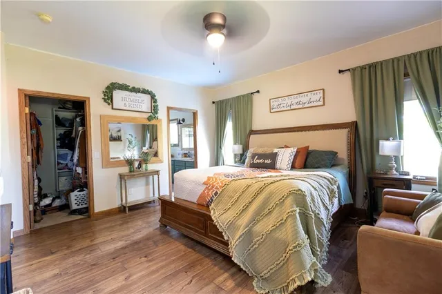 $695,000 | 674 Old Mill Road, Peabody, KS 66866