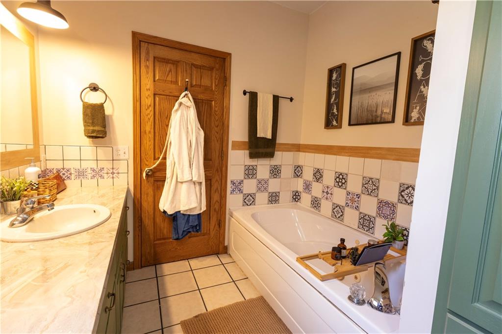 674 Old Mill Road Peabody, KS 66866 - Photo 14 of 85