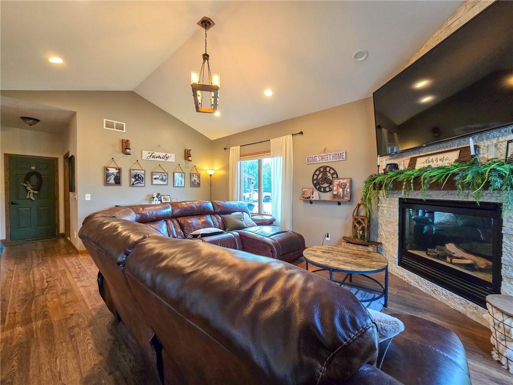 674 Old Mill Road Peabody, KS 66866 - Photo 20 of 85