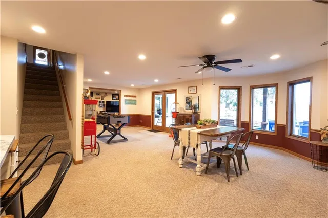 $695,000 | 674 Old Mill Road, Peabody, KS 66866