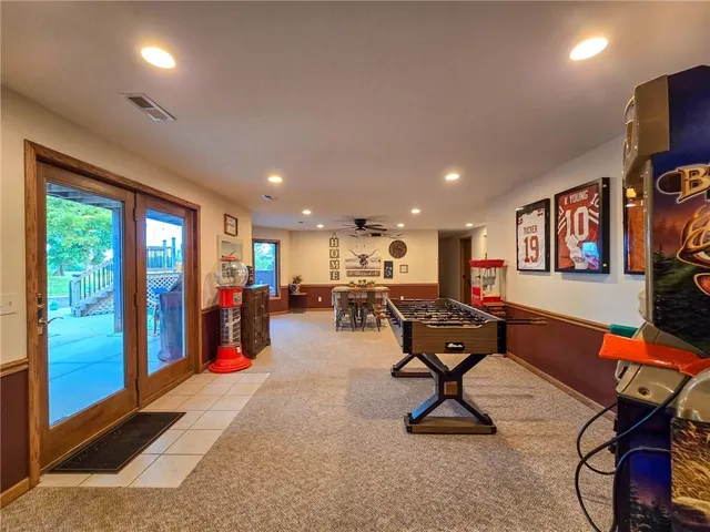 $695,000 | 674 Old Mill Road, Peabody, KS 66866