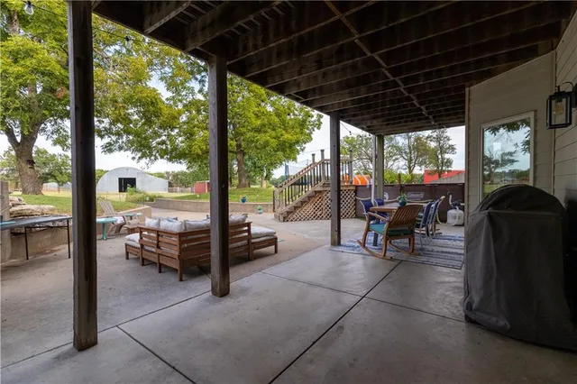 $695,000 | 674 Old Mill Road, Peabody, KS 66866