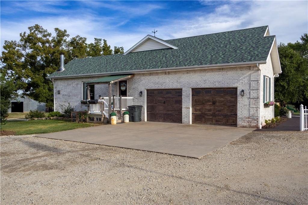 674 Old Mill Road Peabody, KS 66866 - Photo 6 of 85