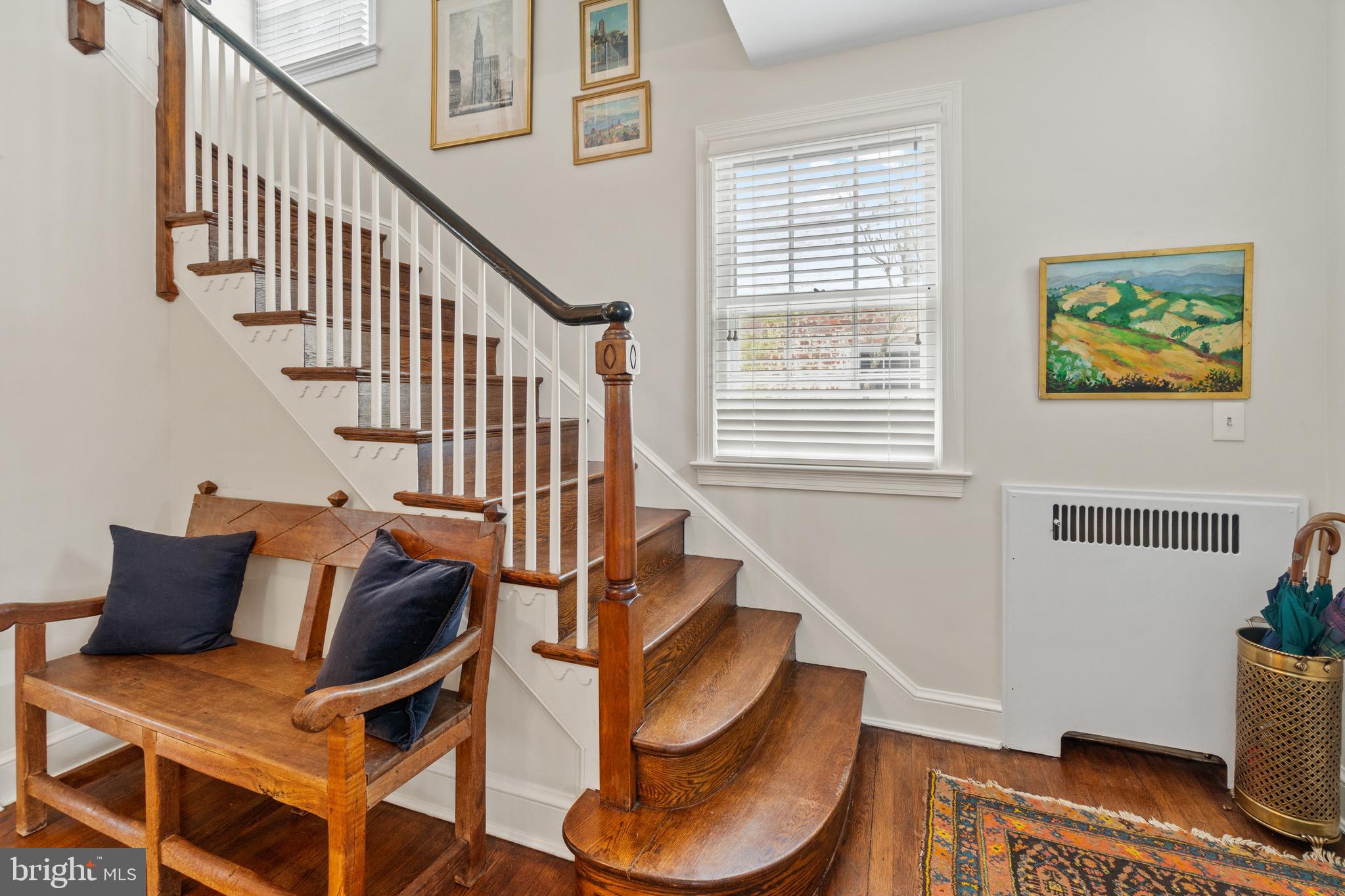 4512 Hoban Road Northwest Washington, DC 20007 - Photo 4 of 23 Entry