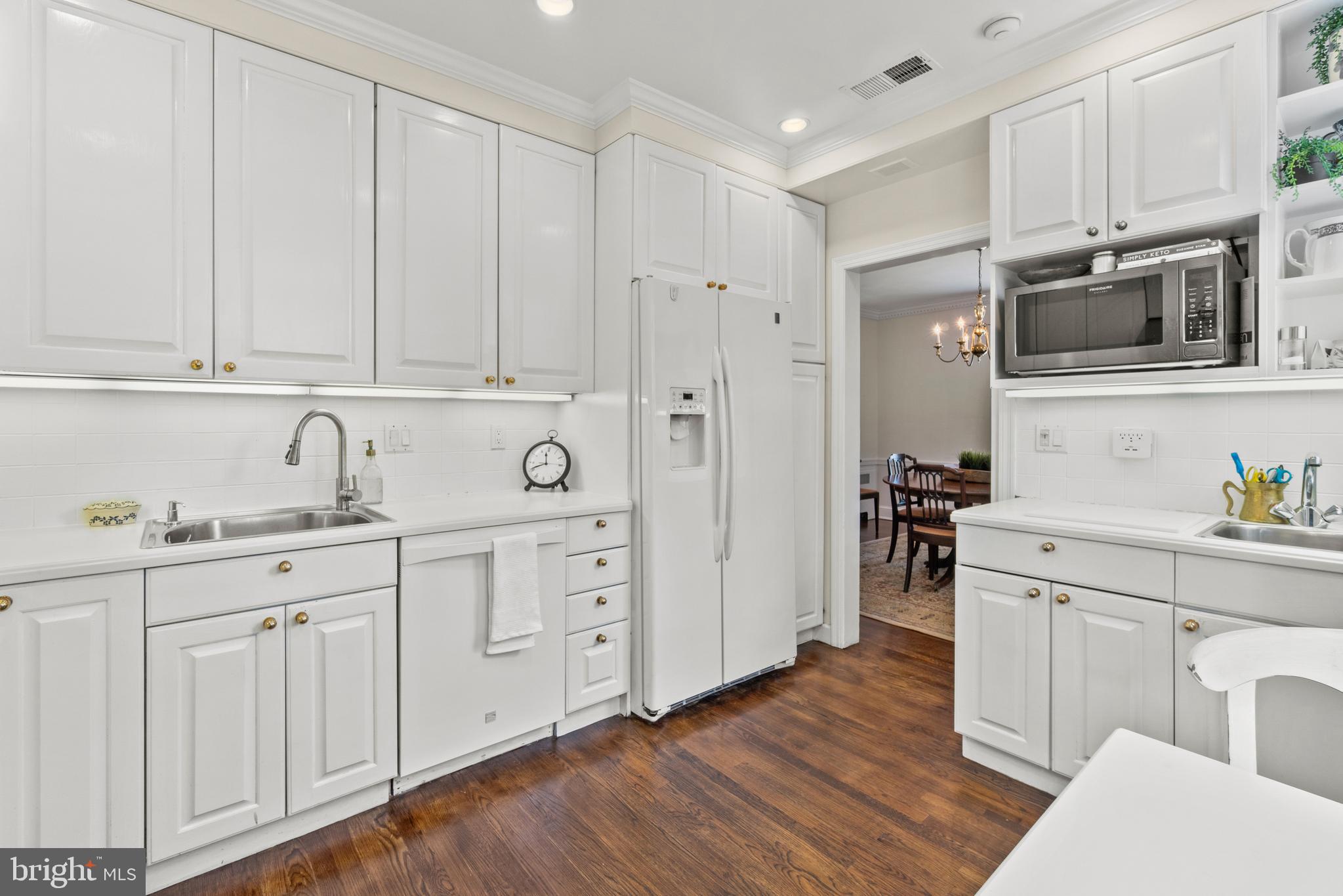 4512 Hoban Road Northwest Washington, DC 20007 - Photo 9 of 23 Kitchen