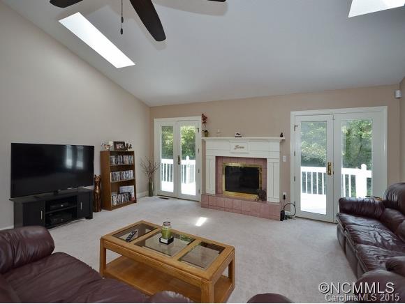 374 Souther Road Fletcher, NC 28732 - Photo 4 of 19