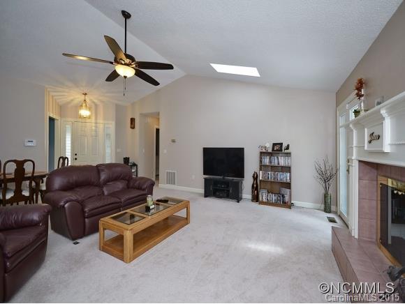 374 Souther Road Fletcher, NC 28732 - Photo 5 of 19