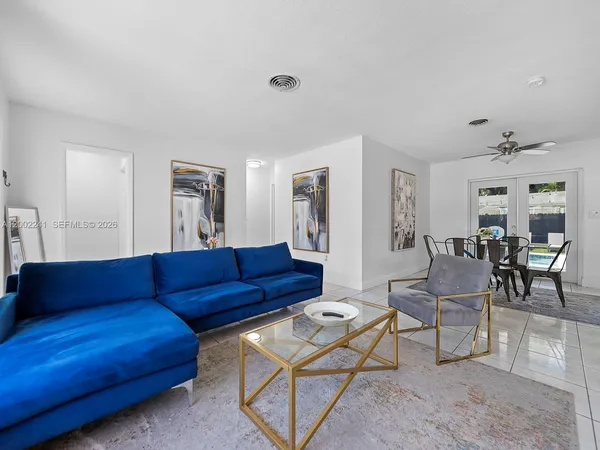 $610,000 | 560 Northeast 161st Street, Miami, FL 33162