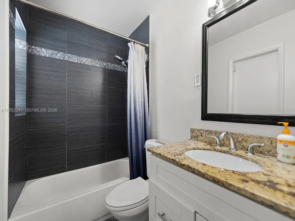 $610,000 | 560 Northeast 161st Street, Miami, FL 33162
