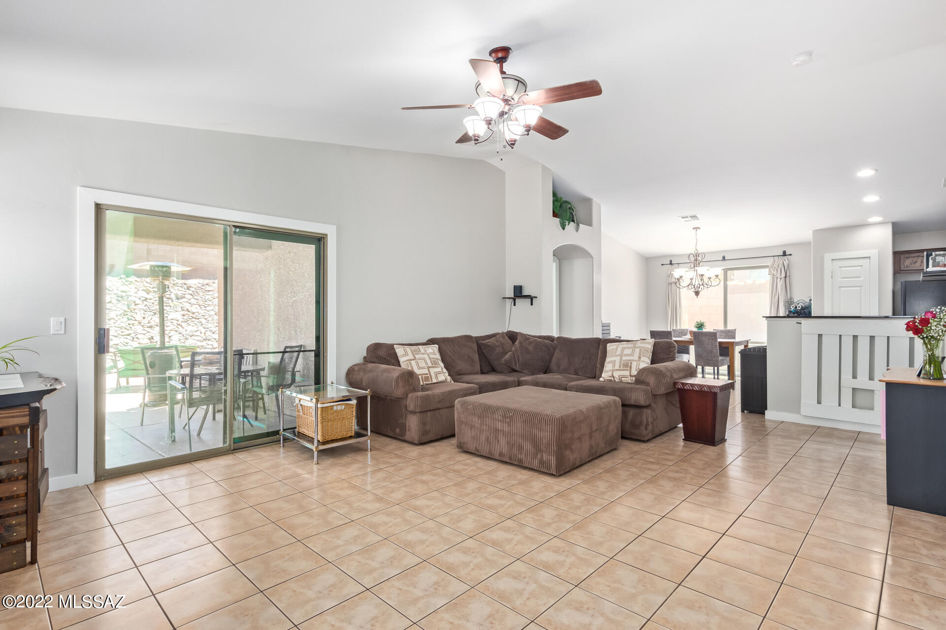 535 South Sweet Ridge Drive Vail, AZ 85641 - Photo 8 of 29