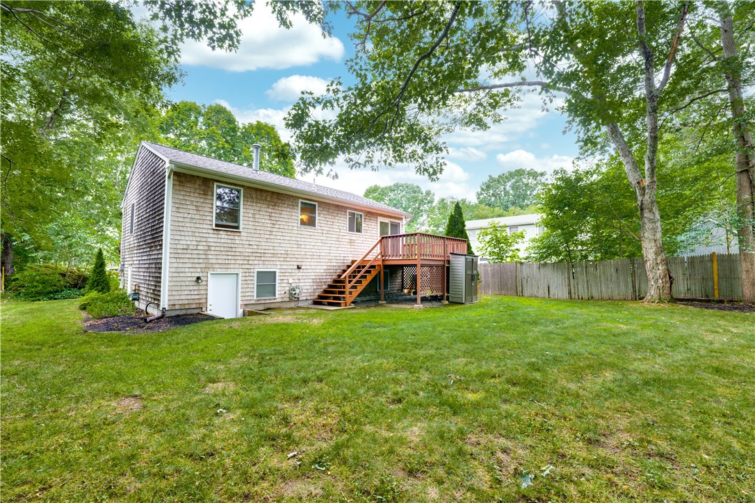 115 Old Pine Road Narragansett, RI 02882 - Photo 3 of 17 Gallery Image 3