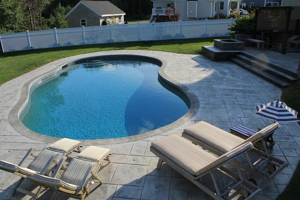 54 Strawberry Farm Road Marshfield, MA 02050 - Photo 3 of 26