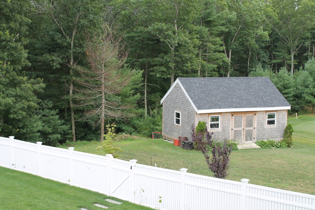 54 Strawberry Farm Road Marshfield, MA 02050 - Photo 6 of 26