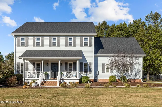 $695,000 | 1801 Clubhouse Drive, Morehead City, NC 28557