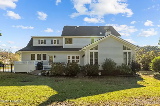 $695,000 | 1801 Clubhouse Drive, Morehead City, NC 28557