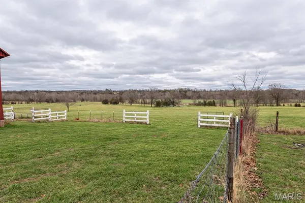 $799,000 | 9081-9085 West Red Oak Road, Rosebud, MO 63091