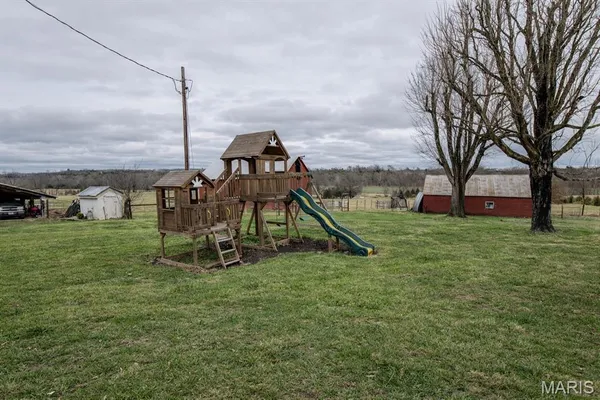 $799,000 | 9081-9085 West Red Oak Road, Rosebud, MO 63091