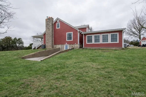 $799,000 | 9081-9085 West Red Oak Road, Rosebud, MO 63091