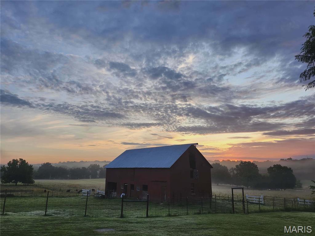 9081-9085 West Red Oak Road Rosebud, MO 63091 - Photo 35 of 39