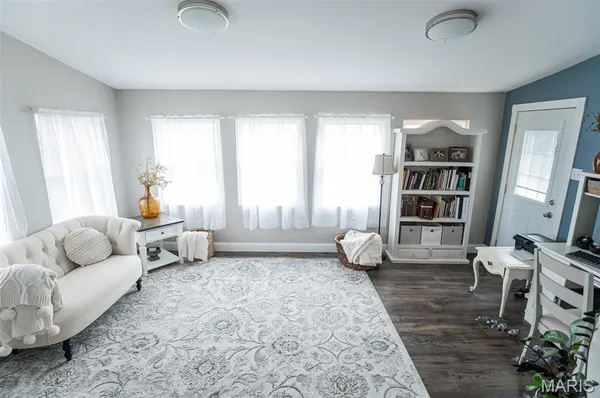 $799,000 | 9081-9085 West Red Oak Road, Rosebud, MO 63091