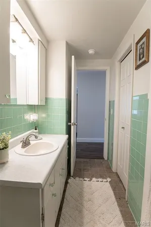 $799,000 | 9081-9085 West Red Oak Road, Rosebud, MO 63091