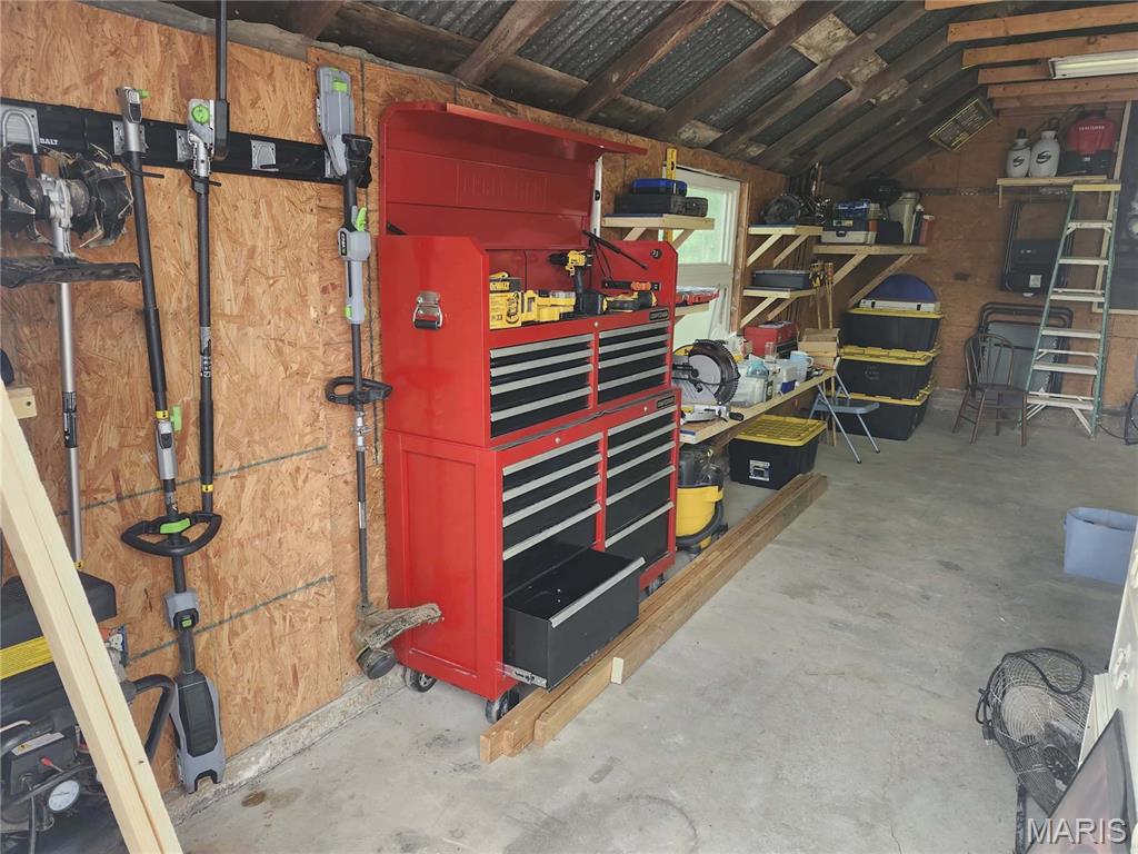 9081-9085 West Red Oak Road Rosebud, MO 63091 - Photo 74 of 78