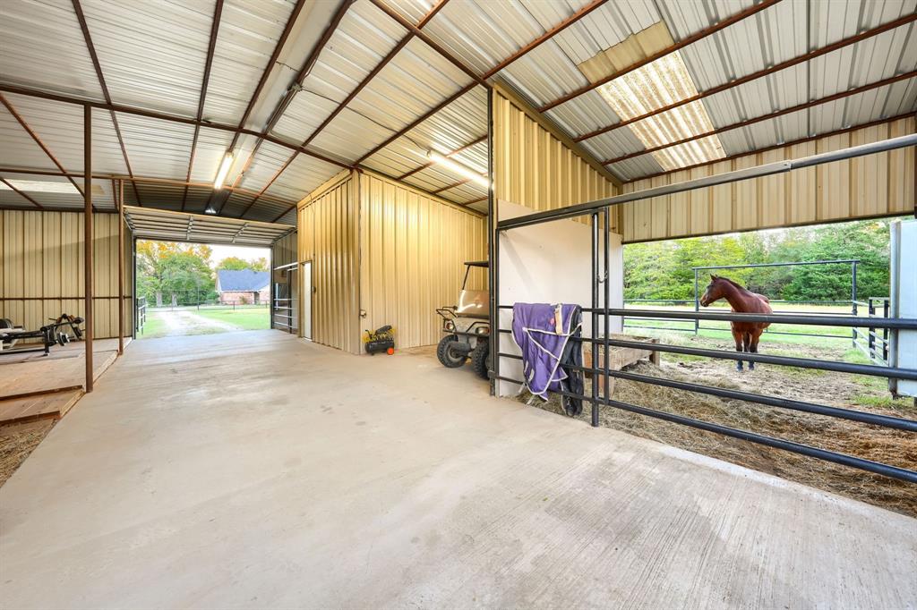2592 Meadow Way Kaufman, TX 75142 - Photo 36 of 40 en empty room with large windows